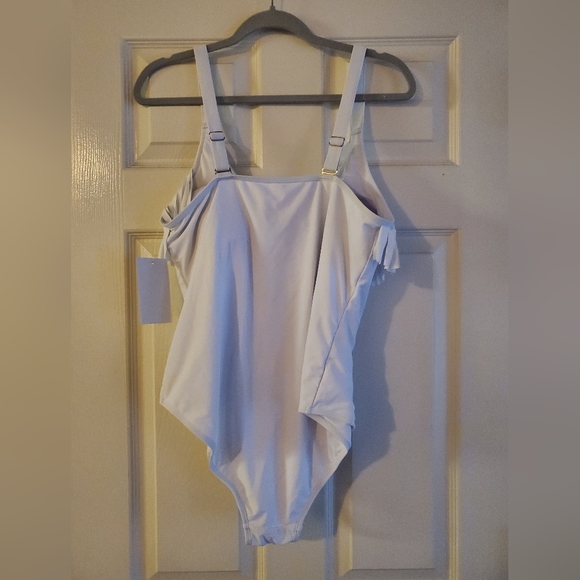 Bathing suit - Picture 2 of 2